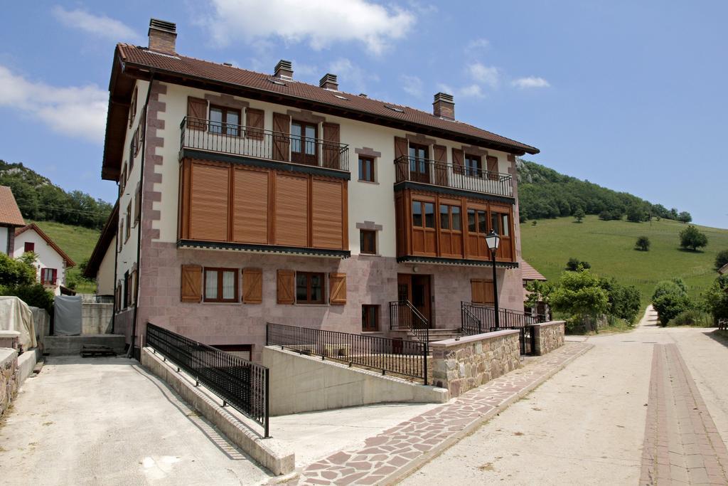 Apartamentos Irati Garralda Dış mekan fotoğraf